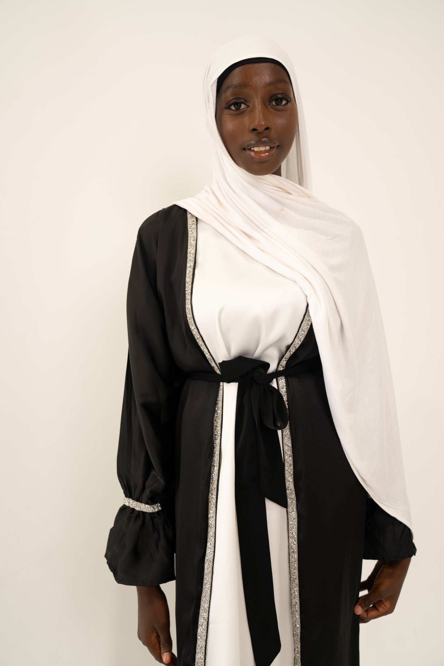 Loujain Abaya - Black
